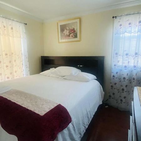 Minutes From Jfk, Beautiful Home With Peaceful, Cosy, Private Room Νέα Υόρκη Εξωτερικό φωτογραφία