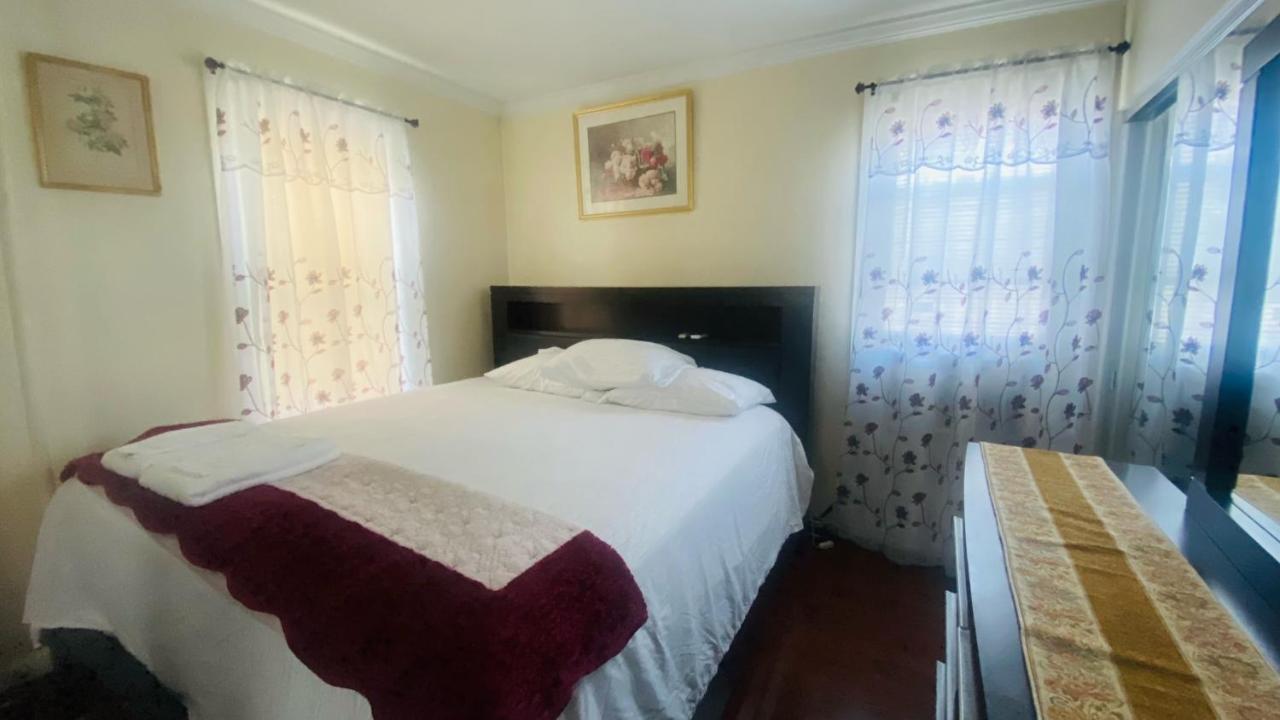 Minutes From Jfk, Beautiful Home With Peaceful, Cosy, Private Room Νέα Υόρκη Εξωτερικό φωτογραφία
