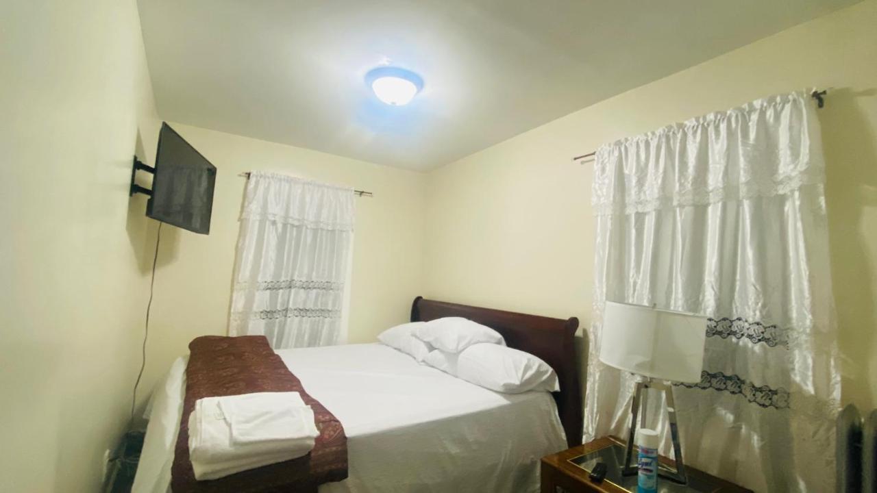 Minutes From Jfk, Beautiful Home With Peaceful, Cosy, Private Room Νέα Υόρκη Εξωτερικό φωτογραφία