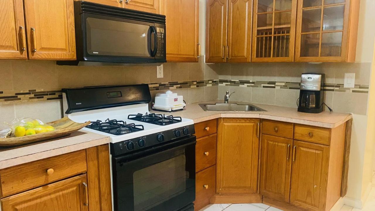 Minutes From Jfk, Beautiful Home With Peaceful, Cosy, Private Room Νέα Υόρκη Εξωτερικό φωτογραφία