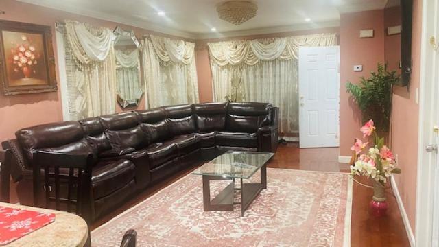 Minutes From Jfk, Beautiful Home With Peaceful, Cosy, Private Room Νέα Υόρκη Εξωτερικό φωτογραφία